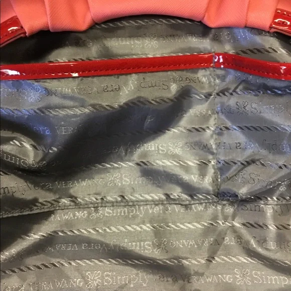 New Vera Wang Bag - Picture 7 of 9